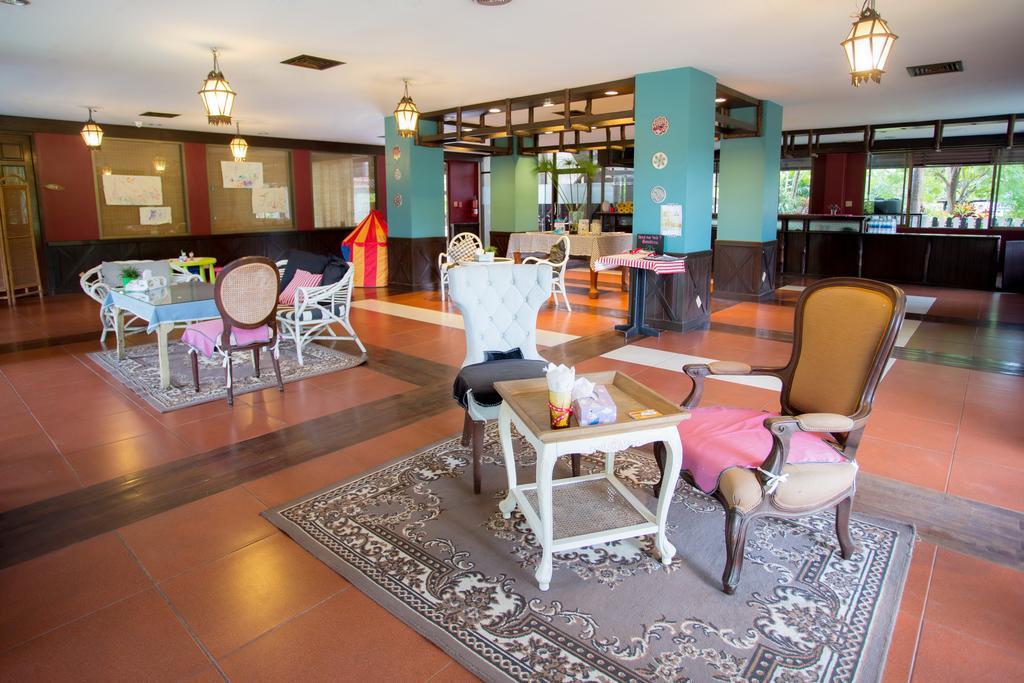 Mae Rim Lagoon Bed & Bakery Экстерьер фото